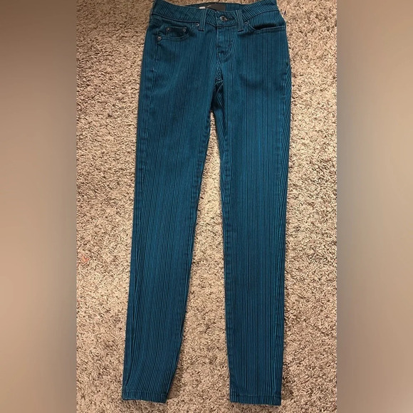 Levi’s jeggings for girls, size 30 - Picture 9 of 9